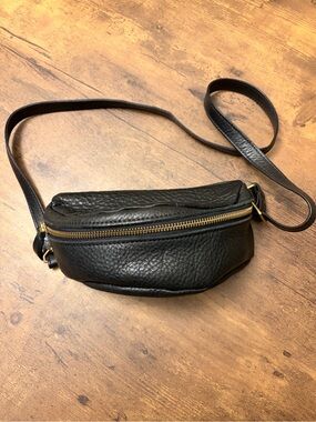 Prime Cut Black leather bum bag